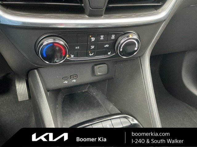 Used 2024 Buick Encore GX Preferred w/ Comfort Package image 23