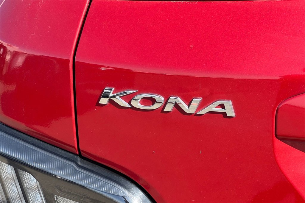 Used 2022 Hyundai Kona Limited image 28