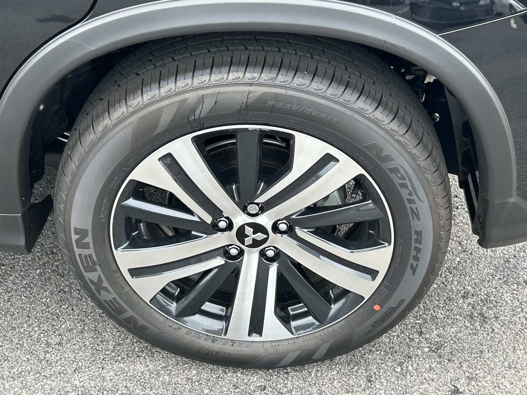 New 2025 Mitsubishi Outlander Sport SE image 12