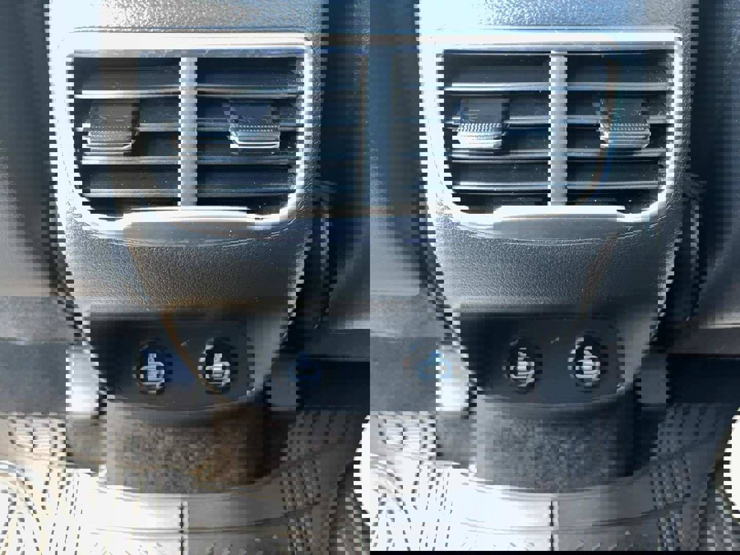 Used 2021 Hyundai Santa Fe SEL w/ Convenience + Premium Package image 14