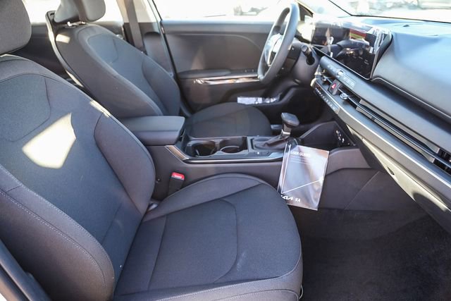 New 2026 Kia K4 FWD image 9