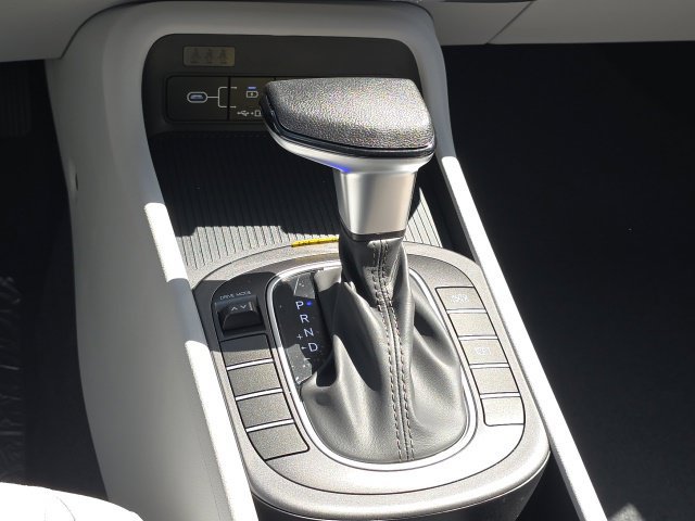 New 2027 Hyundai Kona SE FWD image 13