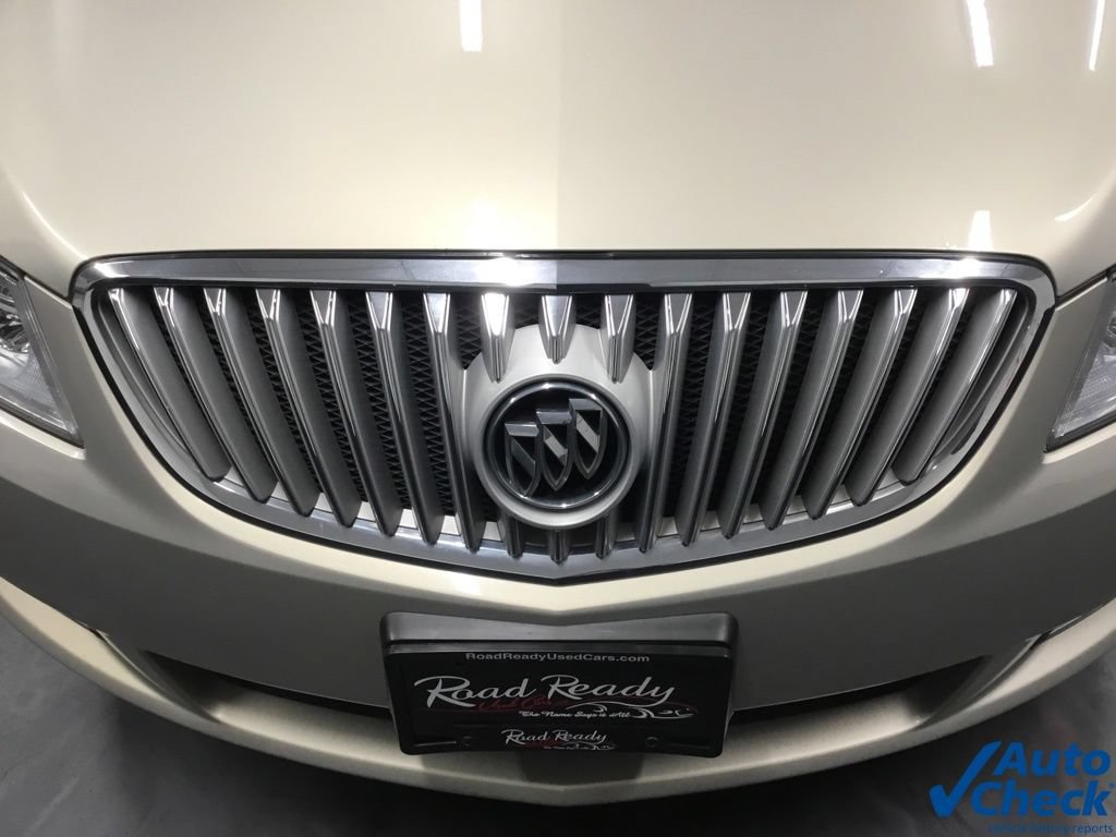 Used 2010 Buick LaCrosse CXL FWD image 18