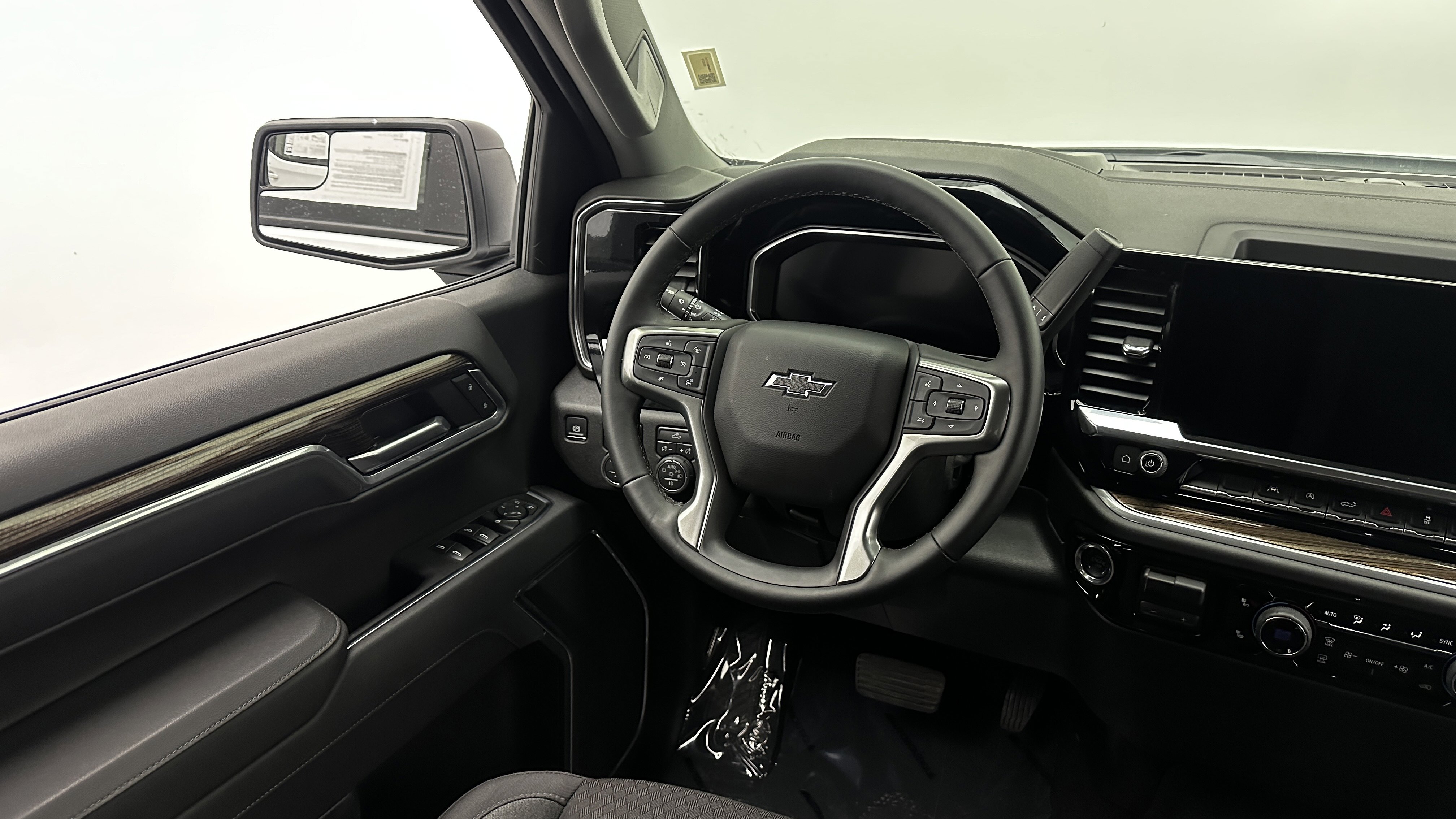 Used 2026 Chevrolet Silverado 1500 RST image 24