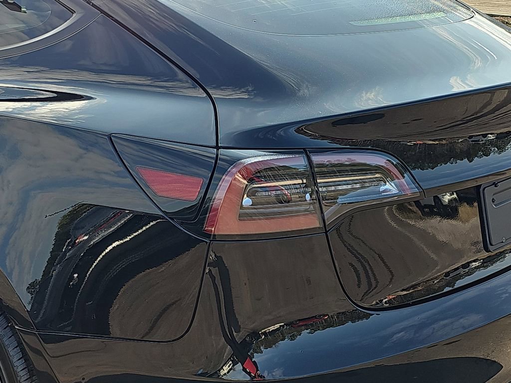 Used 2023 Tesla Model 3 Standard Range image 39