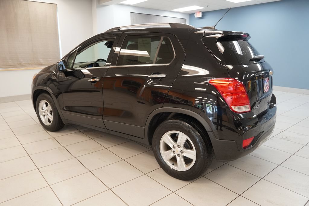 Used 2020 Chevrolet Trax LT w/ LT Convenience Package FWD image 7