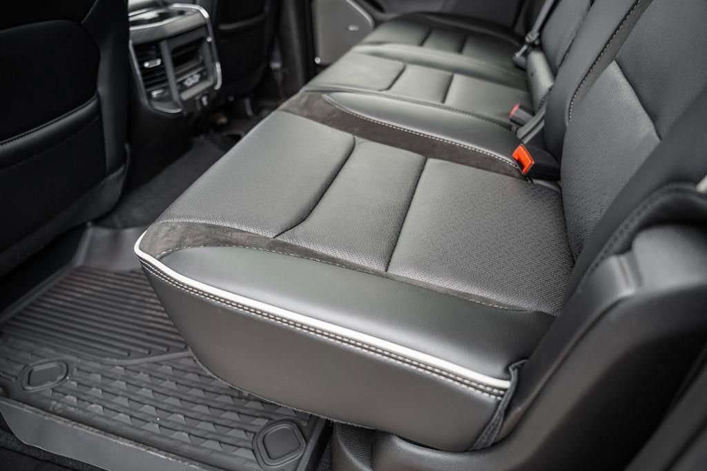 New 2026 RAM 1500 Laramie w/ Night Edition image 32