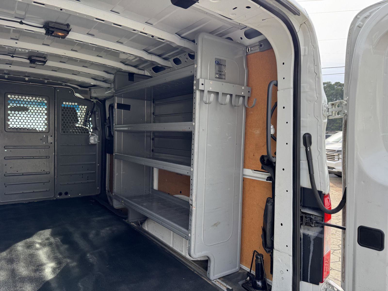 Used 2016 Nissan NV 2500 SV w/ Technology Package image 10