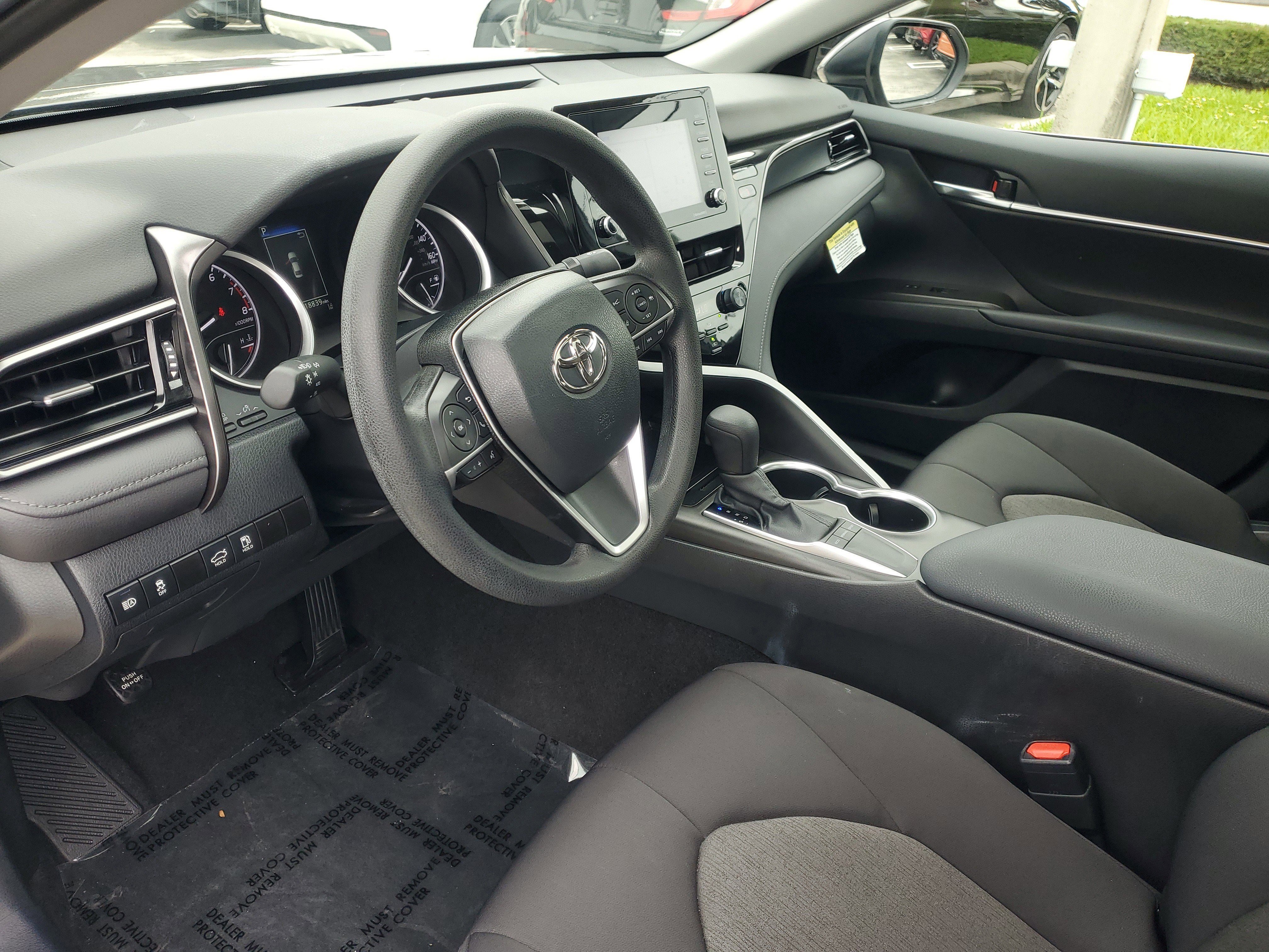 Used 2024 Toyota Camry LE w/ Convenience Package image 16