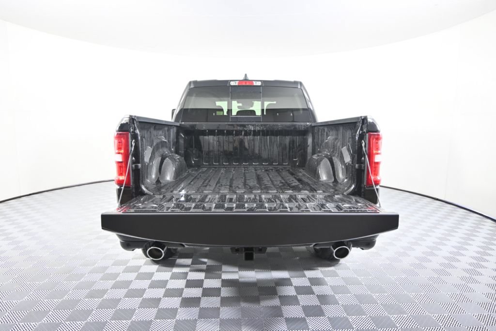 Used 2026 RAM 1500 Big Horn AWD/4WD image 6