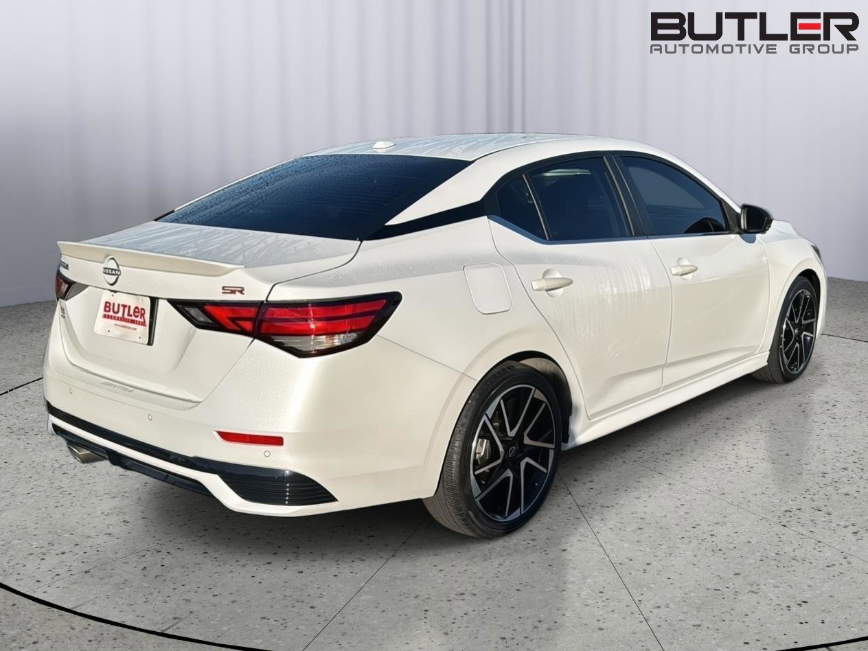 Used 2024 Nissan Sentra SR w/ SR Premium Package image 5