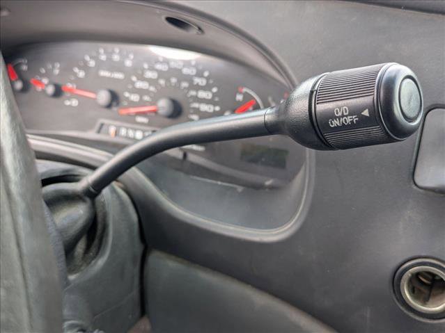 Used 2008 Ford E-150 and Econoline 150 XL image 12