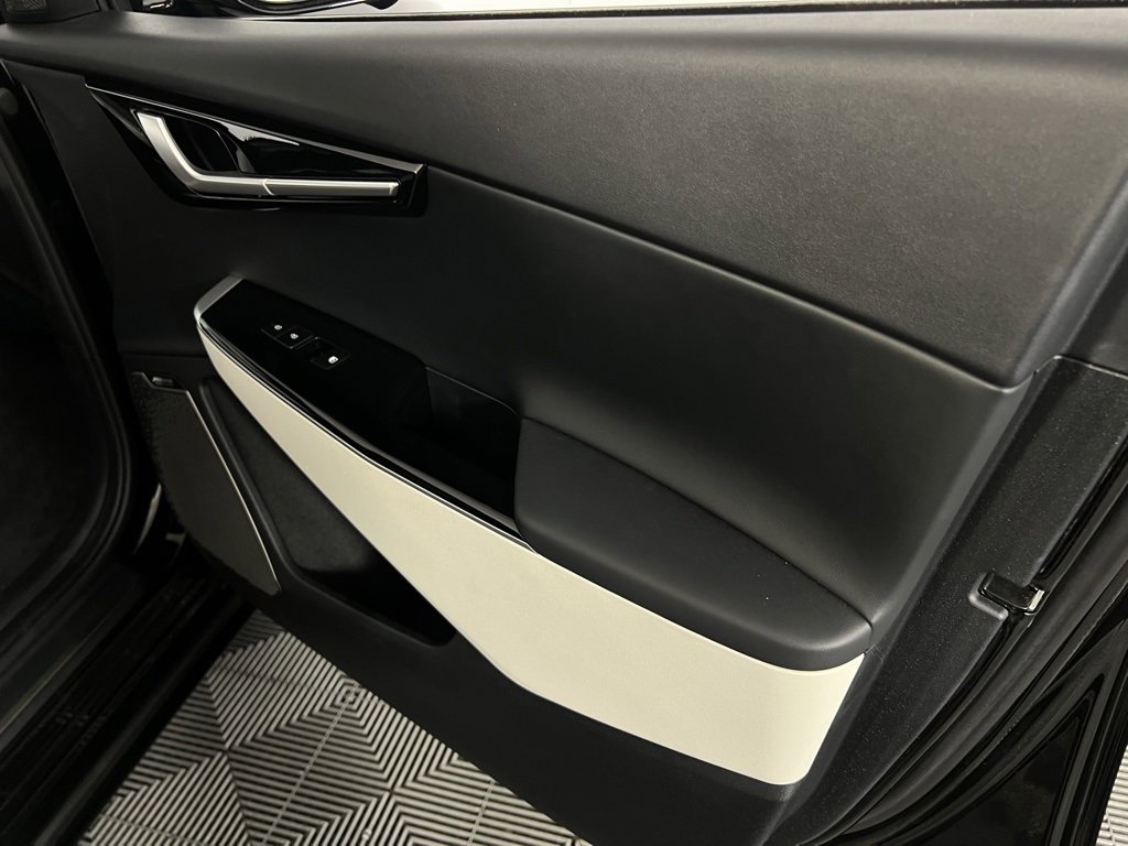 Used 2022 Kia EV6 GT-Line image 35