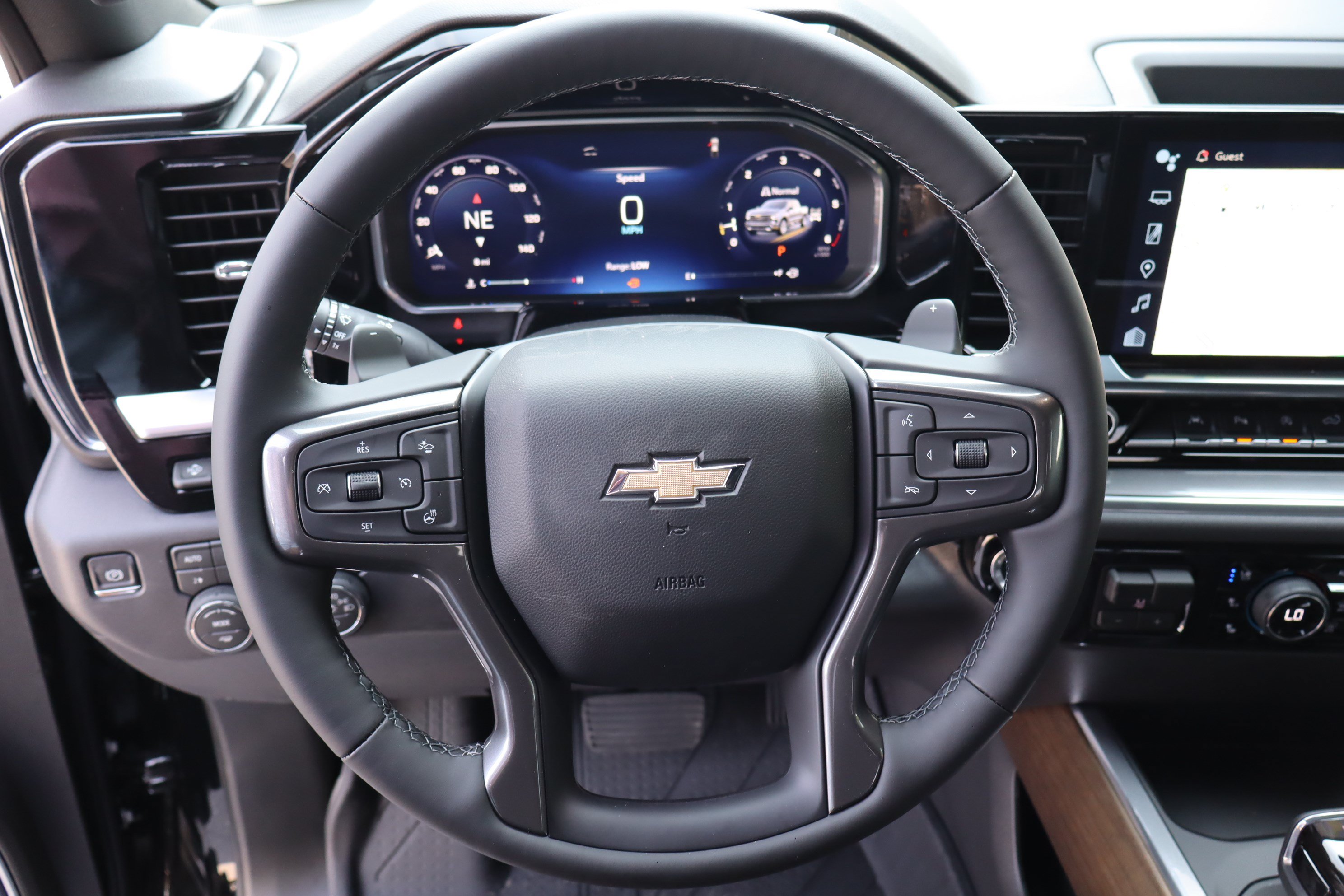 New 2026 Chevrolet Silverado 1500 High Country w/ High Country Premium Package AWD/4WD image 16