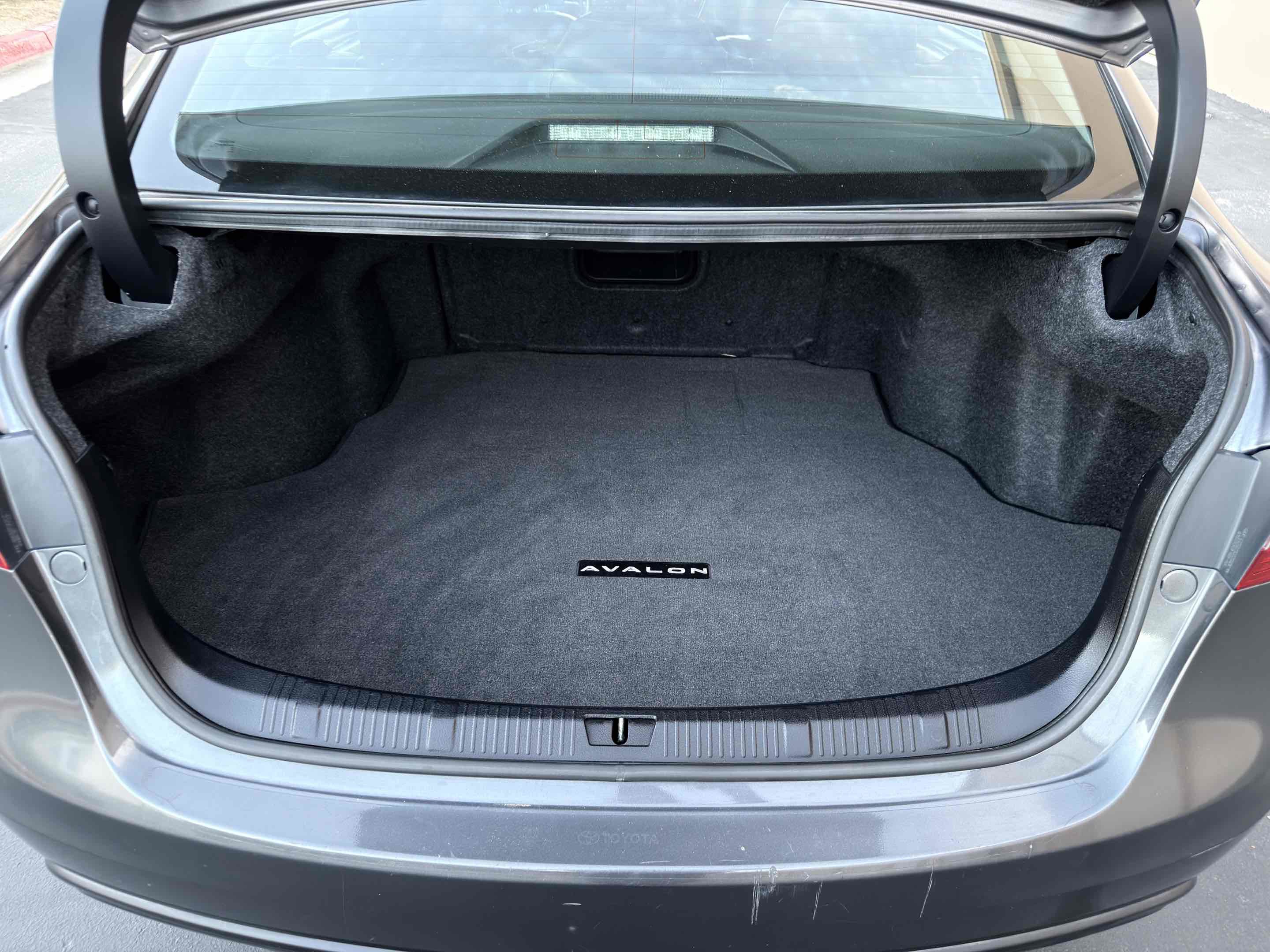 Used 2014 Toyota Avalon XLE Touring image 70