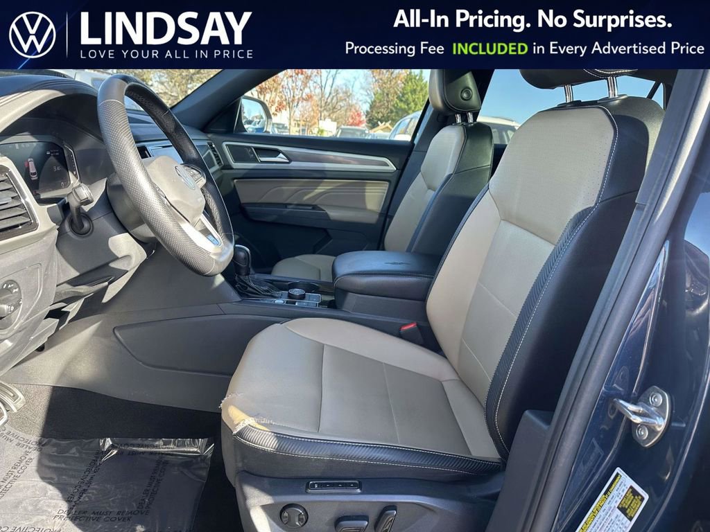 Used 2022 Volkswagen Atlas Cross Sport SEL R-Line image 11