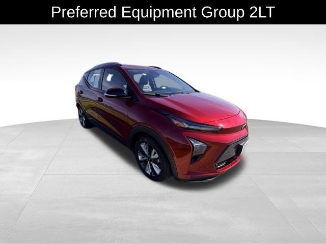 Used 2022 Chevrolet Bolt EUV LT w/ Convenience Package FWD image 4