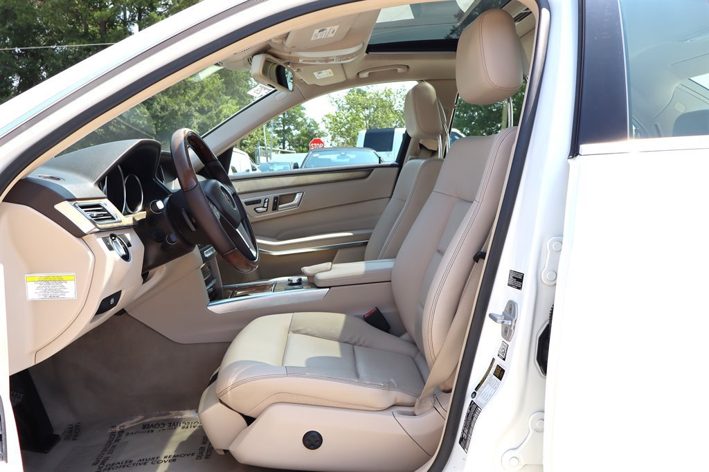Used 2014 Mercedes-Benz E 250 BlueTEC Sedan image 15