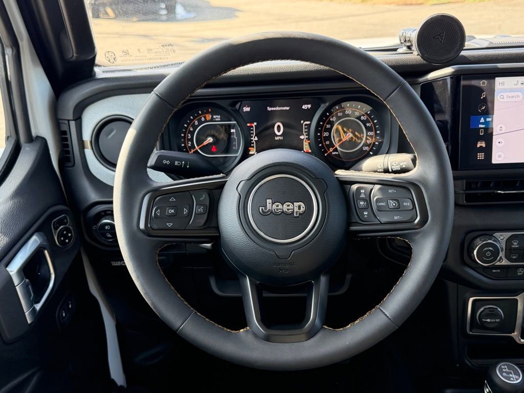 Used 2024 Jeep Gladiator Sport image 37