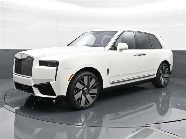 Certified 2025 Rolls-Royce Cullinan AWD/4WD image 1