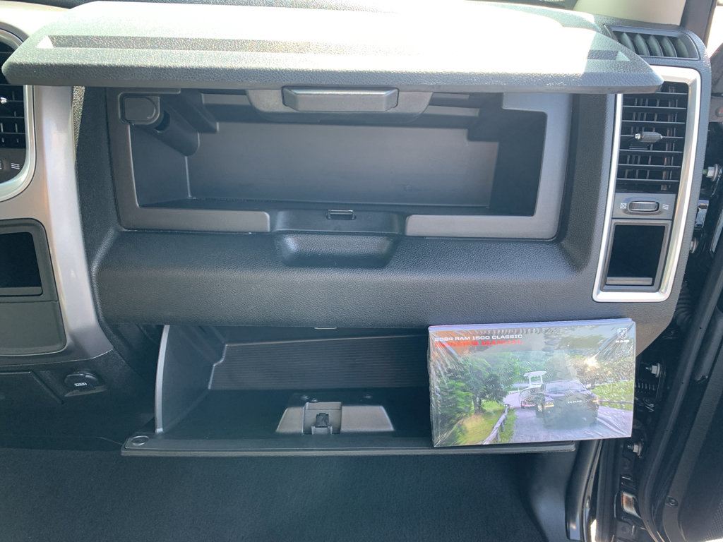 Used 2024 RAM 1500 Classic SLT image 31