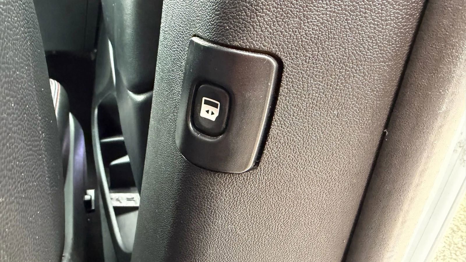 Used 2019 Dodge Grand Caravan GT image 21