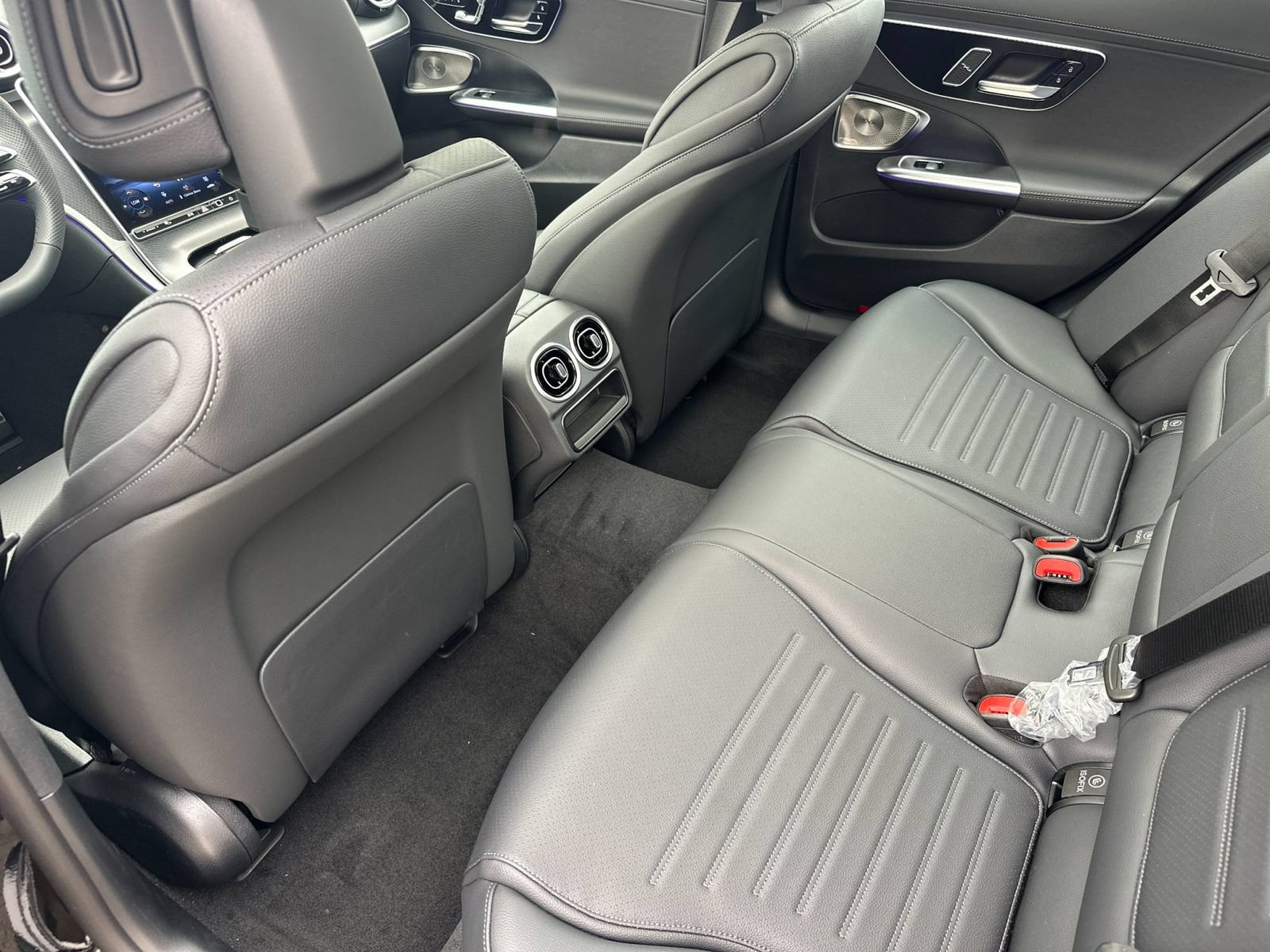 Used 2025 Mercedes-Benz C 300 4MATIC Sedan image 12