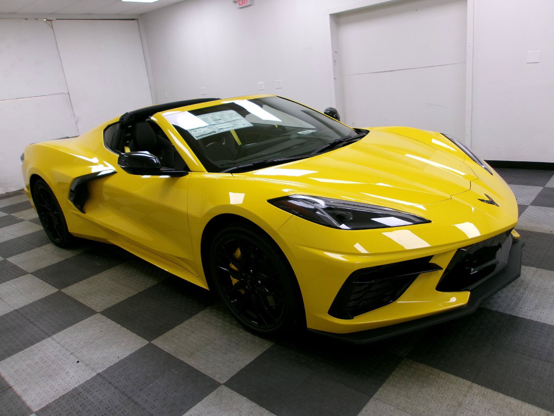 New 2027 Chevrolet Corvette Stingray Coupe w/ Z51 Performance Package RWD image 2
