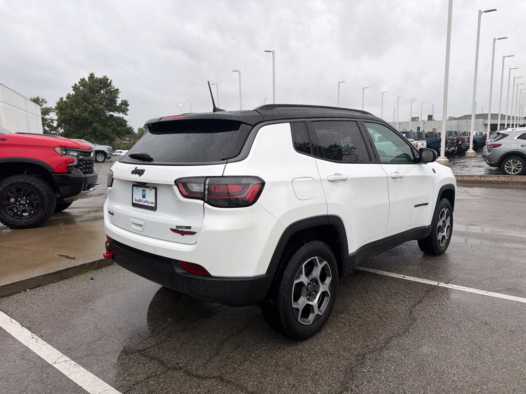 Used 2022 Jeep Compass Trailhawk w/ Trailhawk Elite Group AWD/4WD image 3