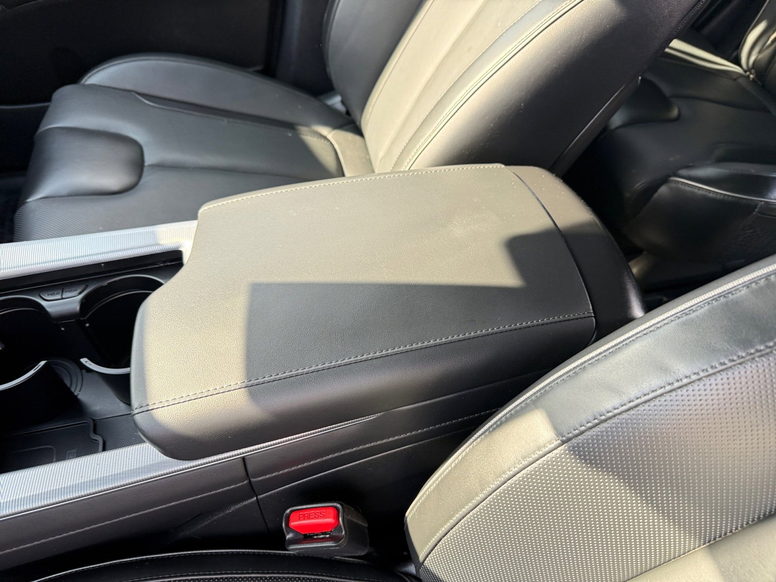 Used 2024 Hyundai Palisade Calligraphy image 14