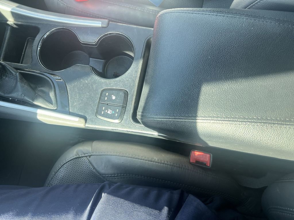 Used 2014 Hyundai Sonata Limited w/ Technology Package 05 image 19