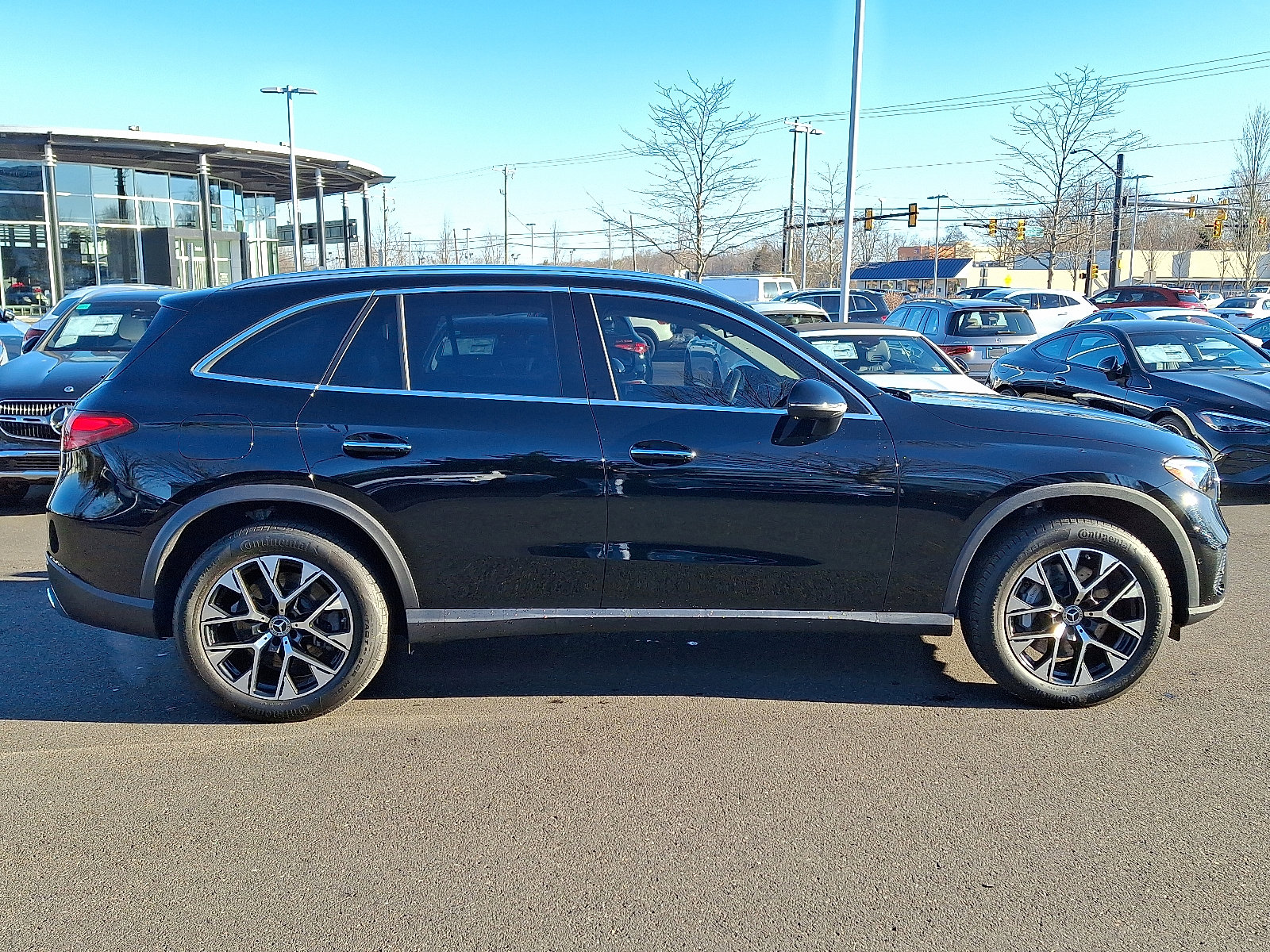 Certified 2025 Mercedes-Benz GLC 350e 4MATIC image 7