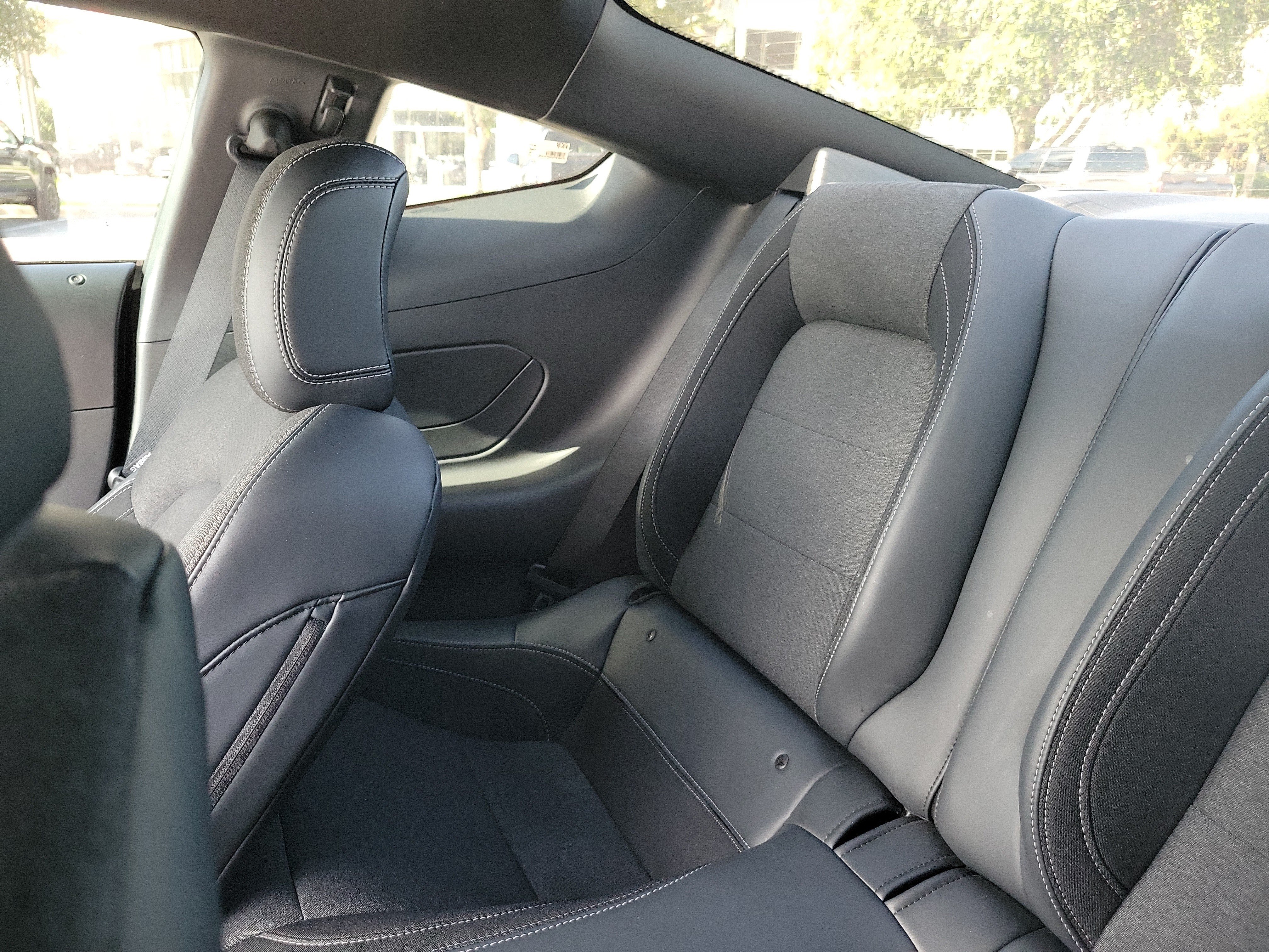 Used 2025 Ford Mustang Coupe RWD image 11