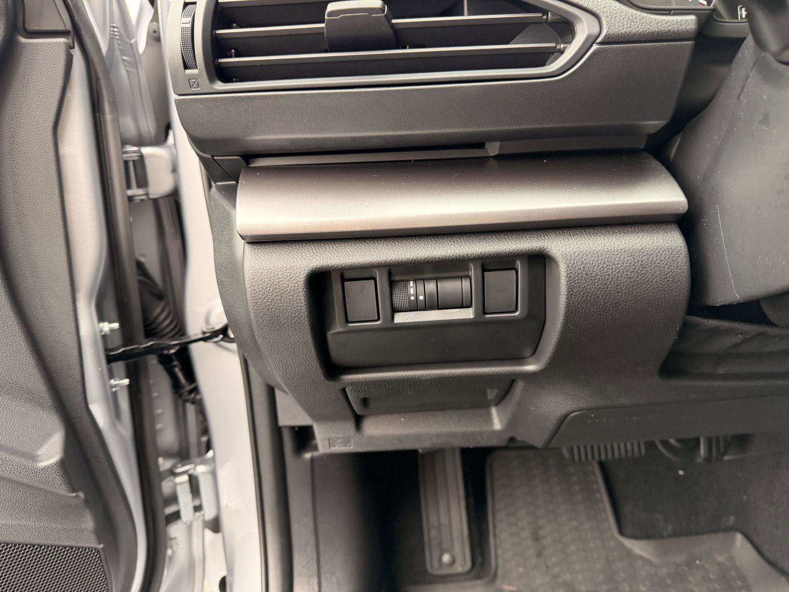 Certified 2025 Subaru Impreza 2.0i Sport image 18