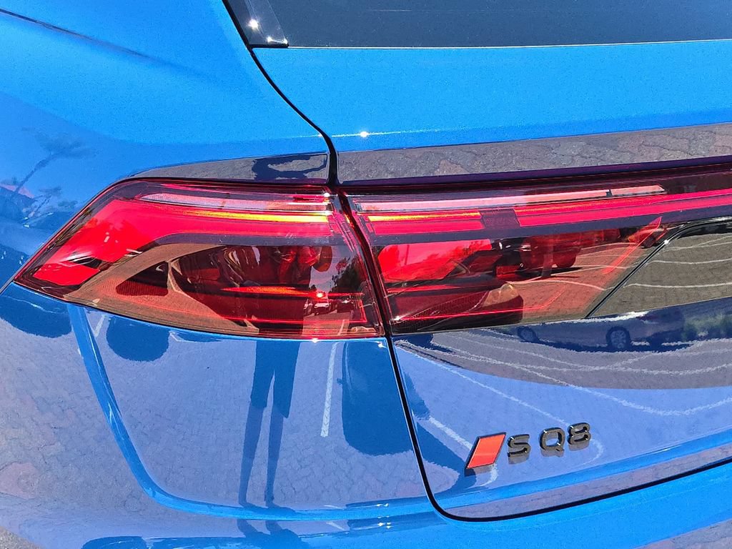 New 2026 Audi SQ8 Prestige AWD/4WD image 34