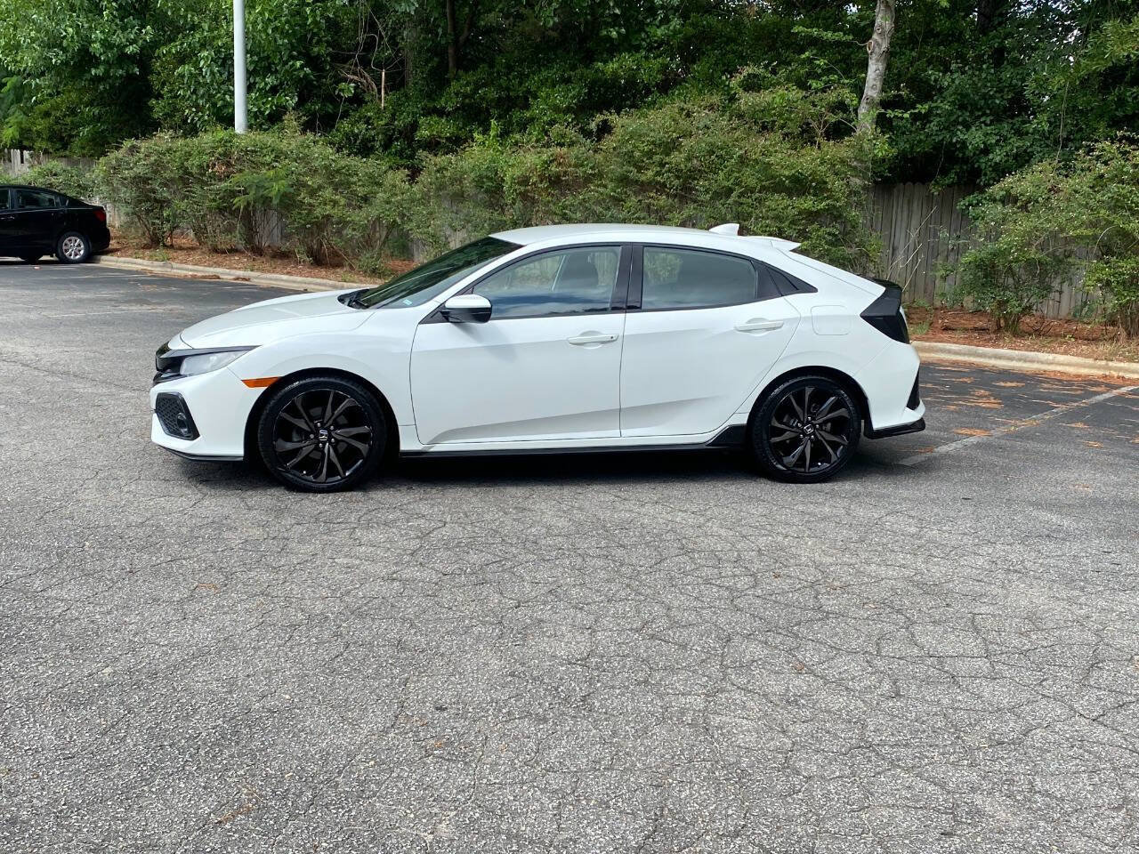 Used 2017 Honda Civic Sport image 9