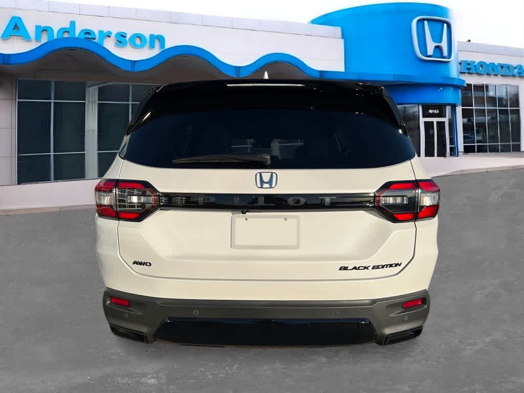 New 2026 Honda Pilot Black Edition image 4