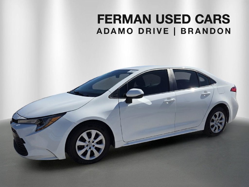 Used 2024 Toyota Corolla LE FWD image 1