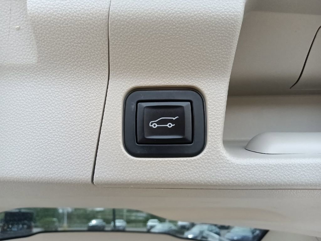 Used 2019 GMC Acadia Denali w/ Technology Package image 36