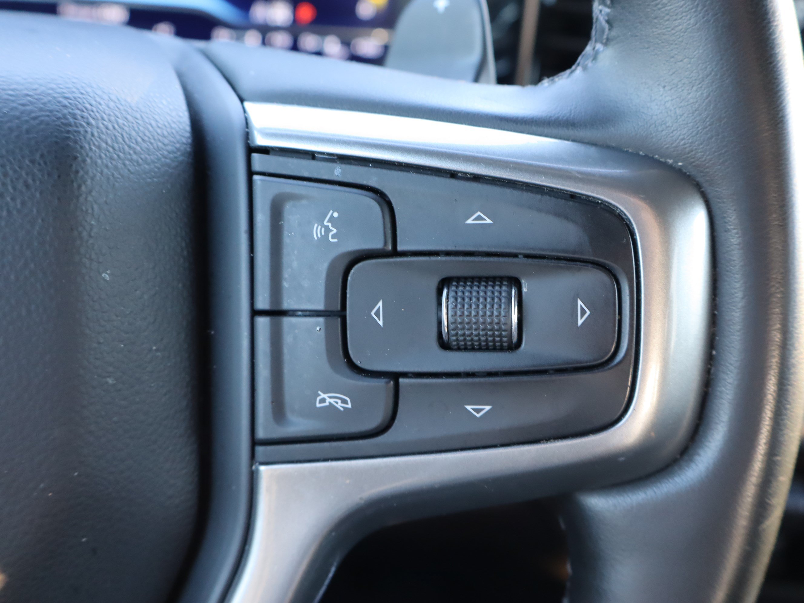 Used 2023 Chevrolet Silverado 1500 LT Trail Boss w/ Convenience Package II AWD/4WD image 21