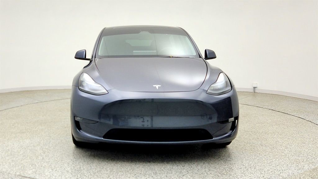 Used 2023 Tesla Model Y Long Range AWD/4WD image 2