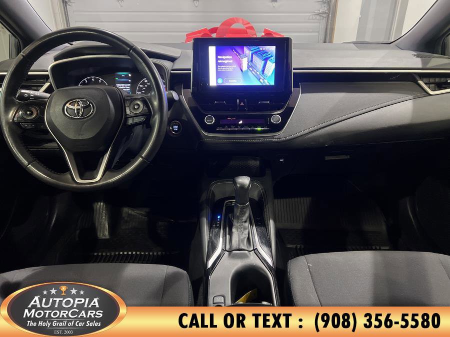 Used 2025 Toyota Corolla SE image 24