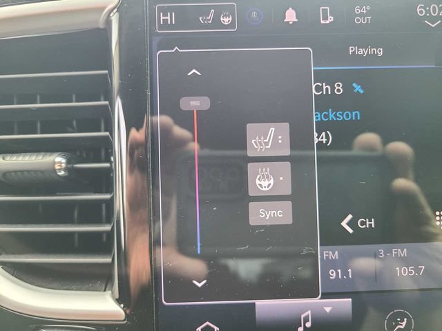 Used 2022 Chrysler Pacifica Touring-L FWD image 29
