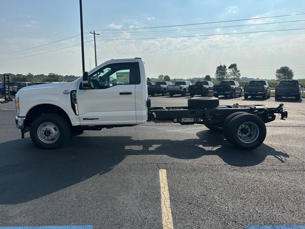New 2026 Ford F350 XL image 22