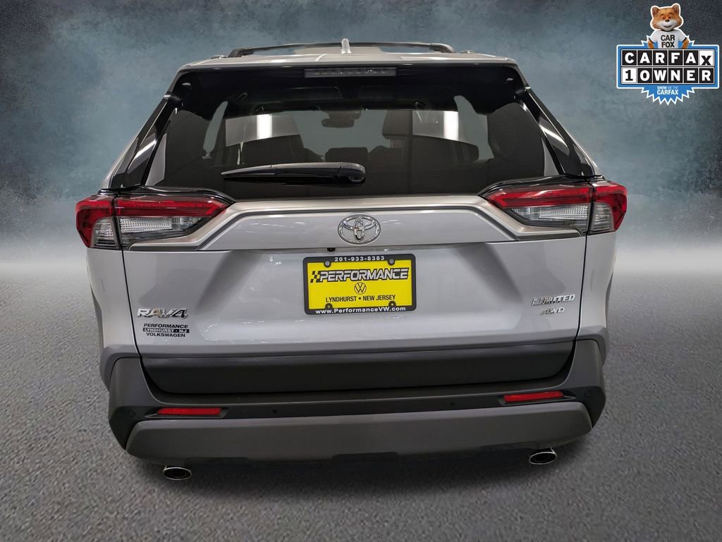 Used 2020 Toyota RAV4 Limited image 5