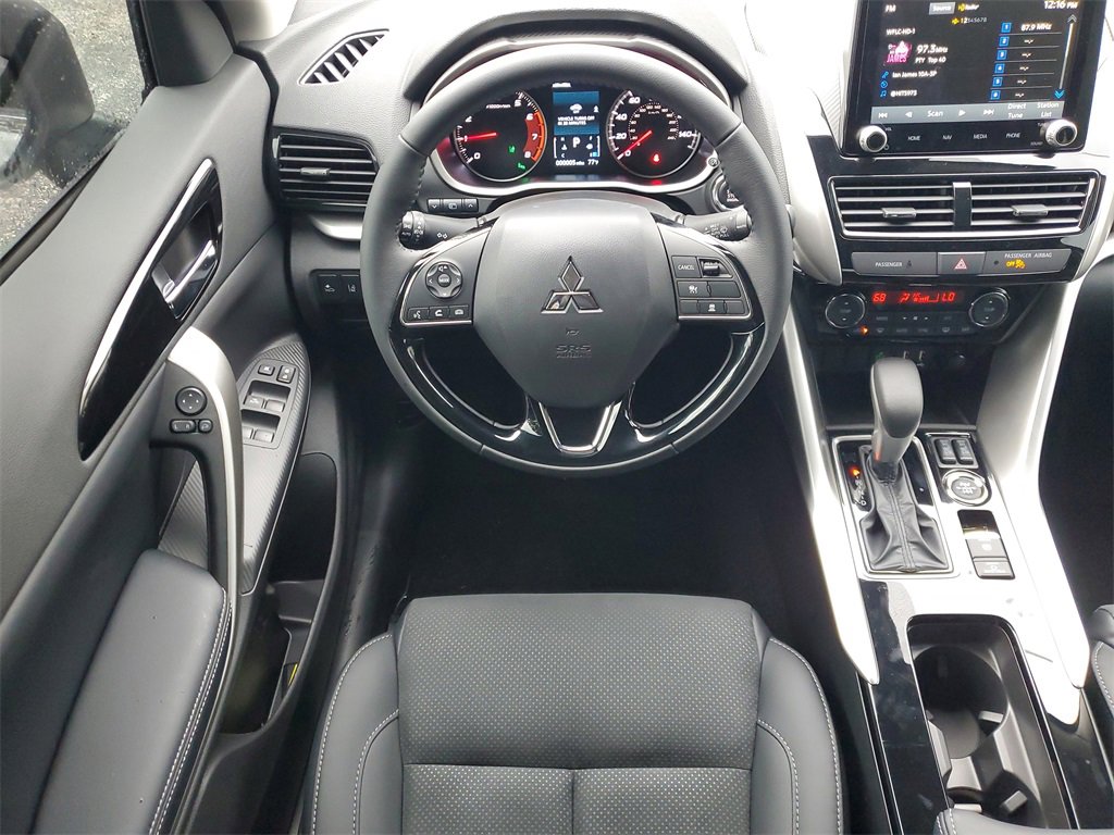 New 2025 Mitsubishi Eclipse Cross SE image 10