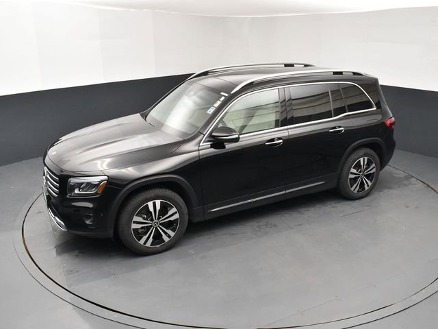 Used 2025 Mercedes-Benz GLB 250 4MATIC image 15