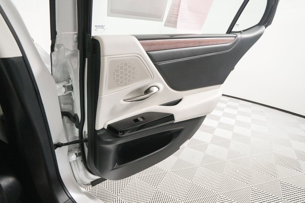 Certified 2023 Lexus ES 300h w/ Premium Package FWD image 17