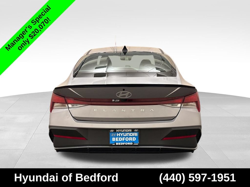 Certified 2026 Hyundai Elantra Sport FWD image 6