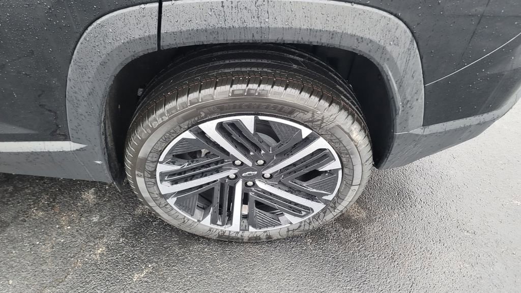 New 2026 Chevrolet Equinox RS w/ Convenience Package III image 8